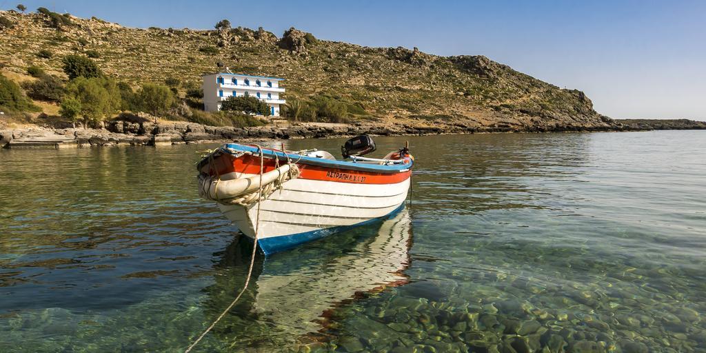 Апартаменты Korakas Beach Родакинон Экстерьер фото
